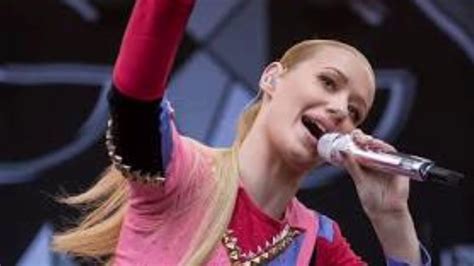 iggy nsfw|Iggy Azalea drops racy pic in lingerie to mark her debut on。